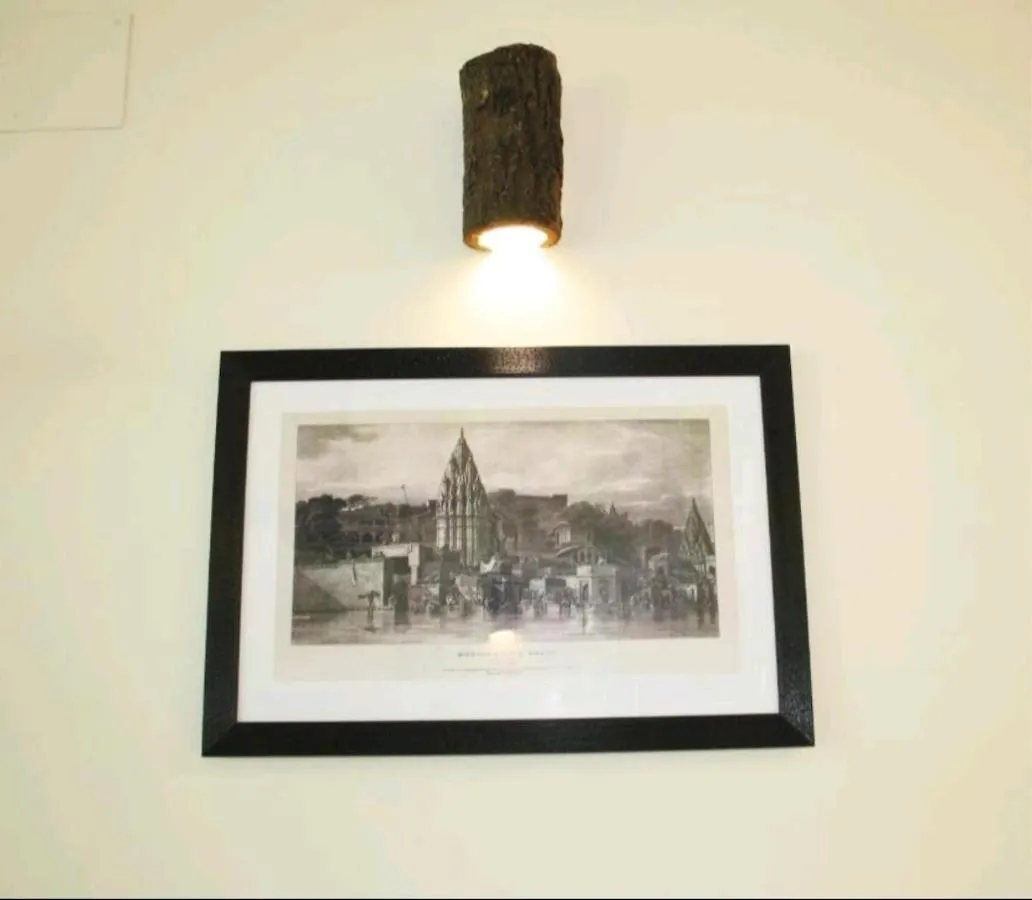 Monalisa Hostel Waranasi Indie